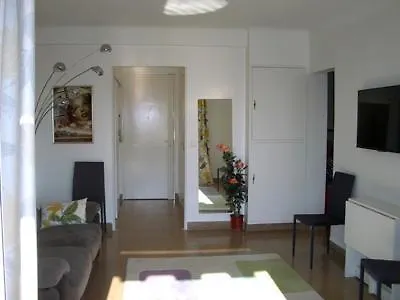 Apartament On The Croisette With Sea View Cannes