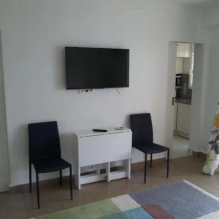 Apartament On The Croisette With Sea View